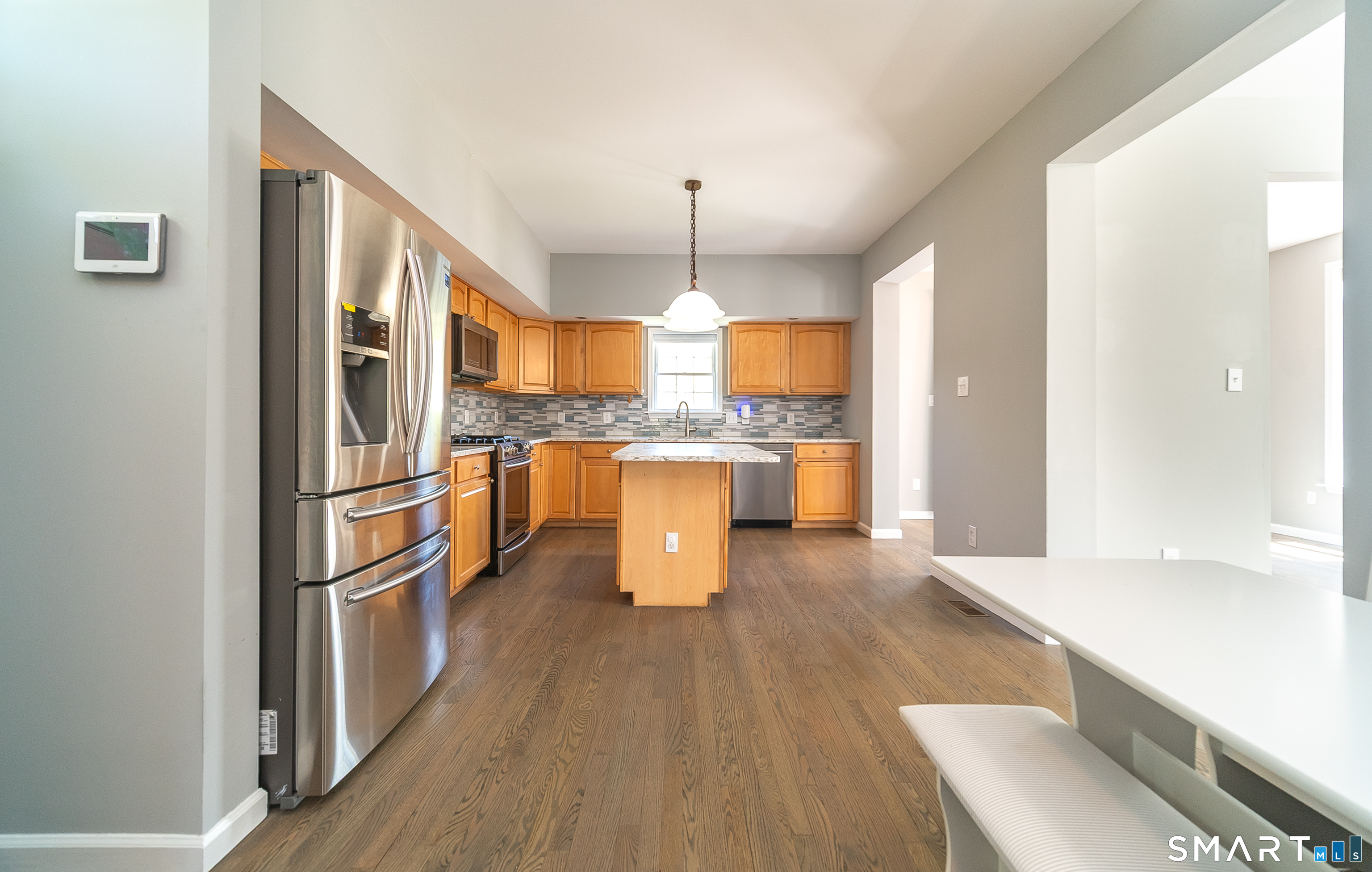 1780 Stratfield Road Fairfield, CT 06825 - Photo 8 of 40