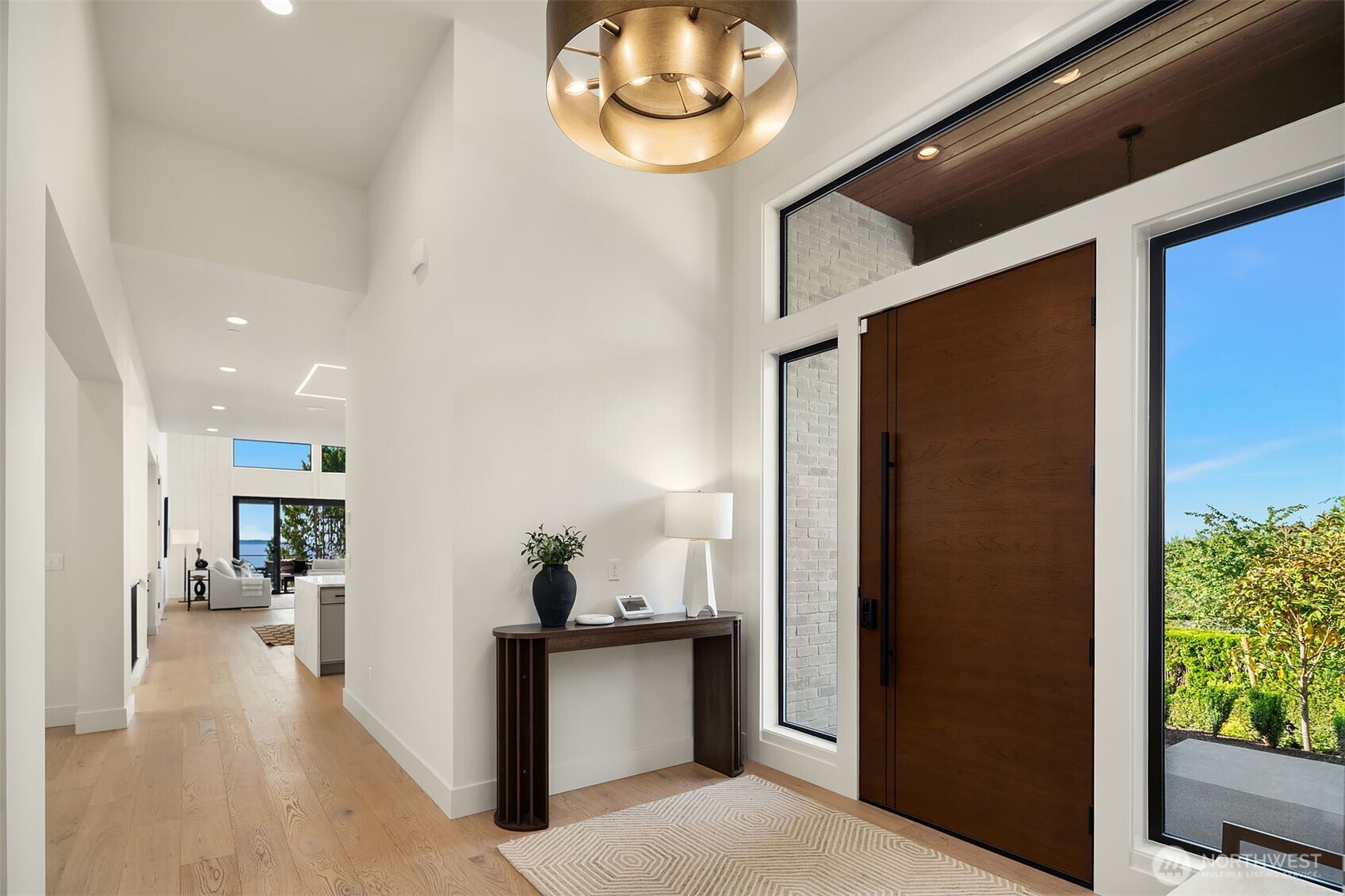 17626 Talbot Road Edmonds, WA 98026 - Photo 6 of 40