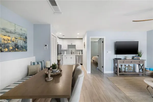 $375,000 | 975 9th Avenue South, Unit 19, Naples, FL 34102