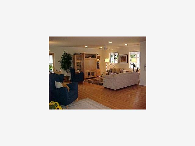 785 Arbor Road Menlo Park, CA 94025 - Photo 2 of 4 Gallery Image 2