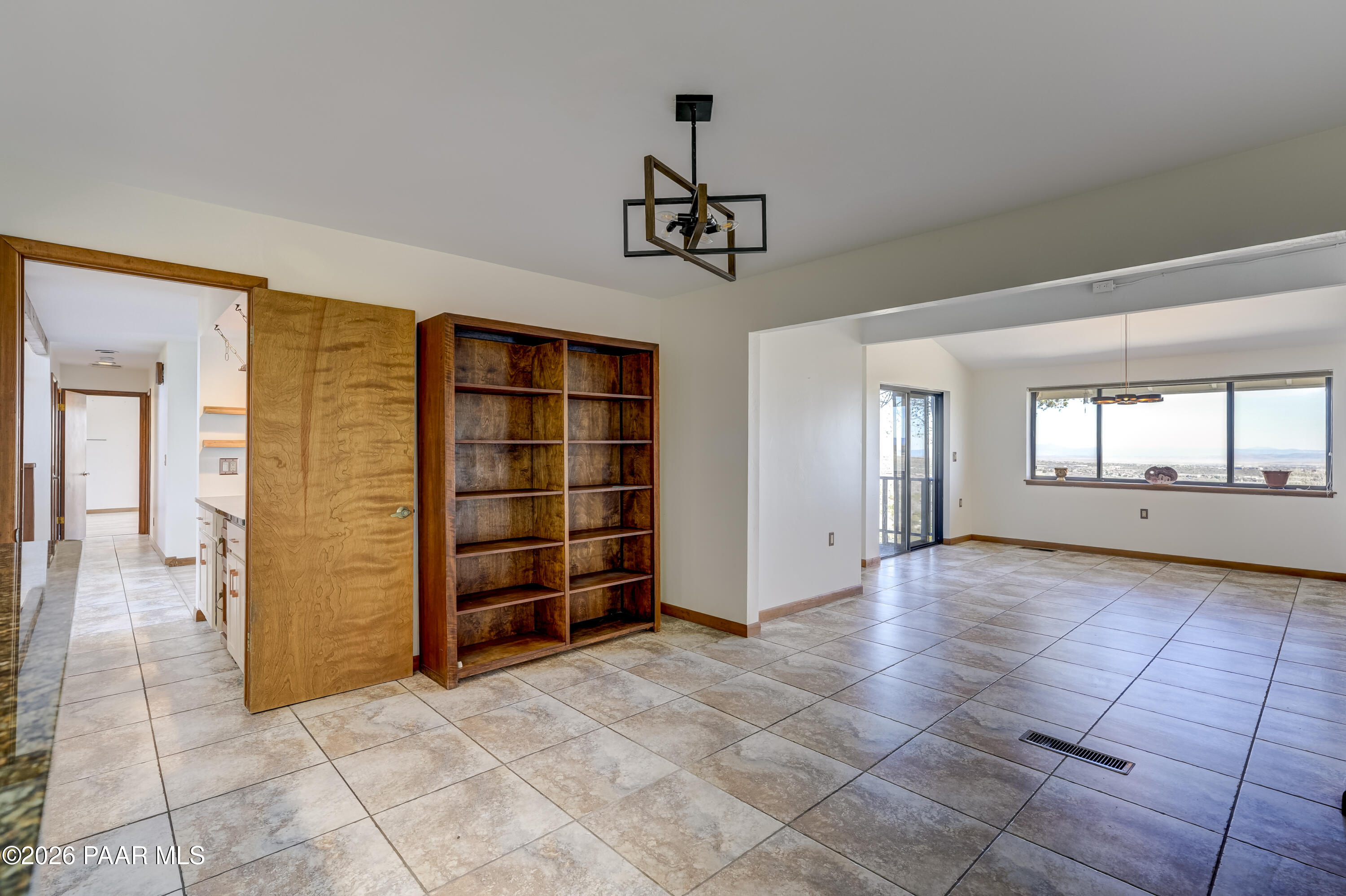 2480 Ridge Road Prescott, AZ 86301 - Photo 16 of 66 Dining Area 1