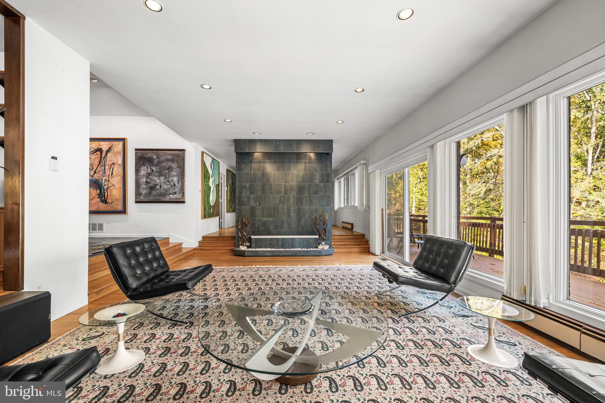 1106 High Country Road Towson, MD 21286 - Photo 43 of 77 a living room with furniture and a large window
