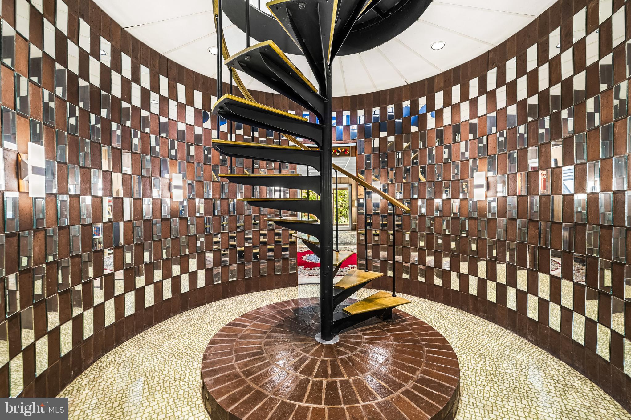 1106 High Country Road Towson, MD 21286 - Photo 55 of 77 Rotunda with curved brick wall