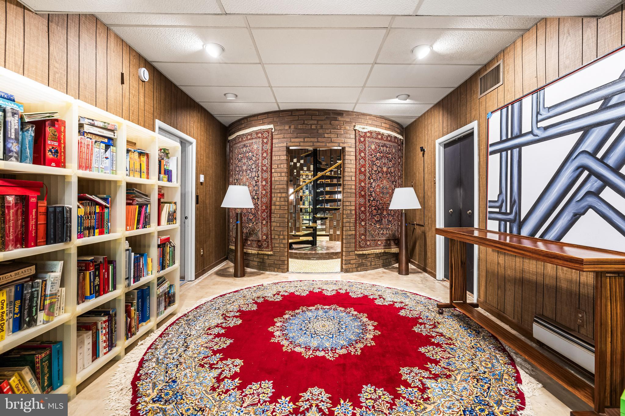 1106 High Country Road Towson, MD 21286 - Photo 65 of 77 Rotunda w/ curved brick wall