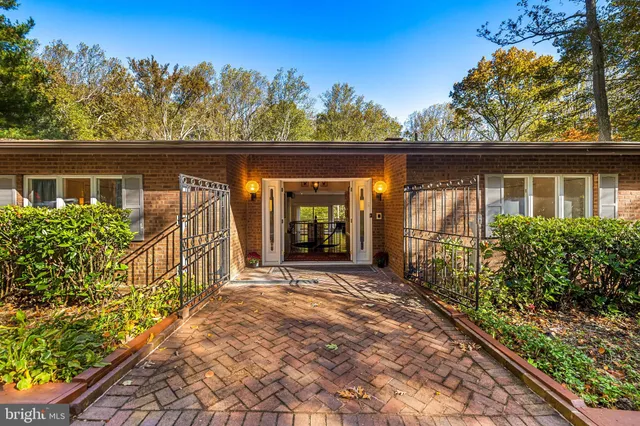 $800,000 | 1106 High Country Road, Towson, MD 21286