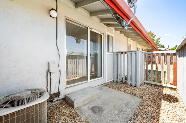 $297,999 | 66 Villa Circle, Fairfield, CA 94533