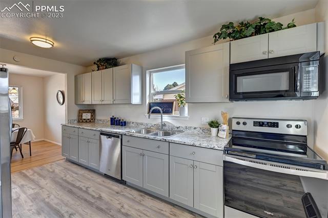 534 Yellowstone Road Colorado Springs, CO 80910 - Photo 16 of 40 Gallery Image 16