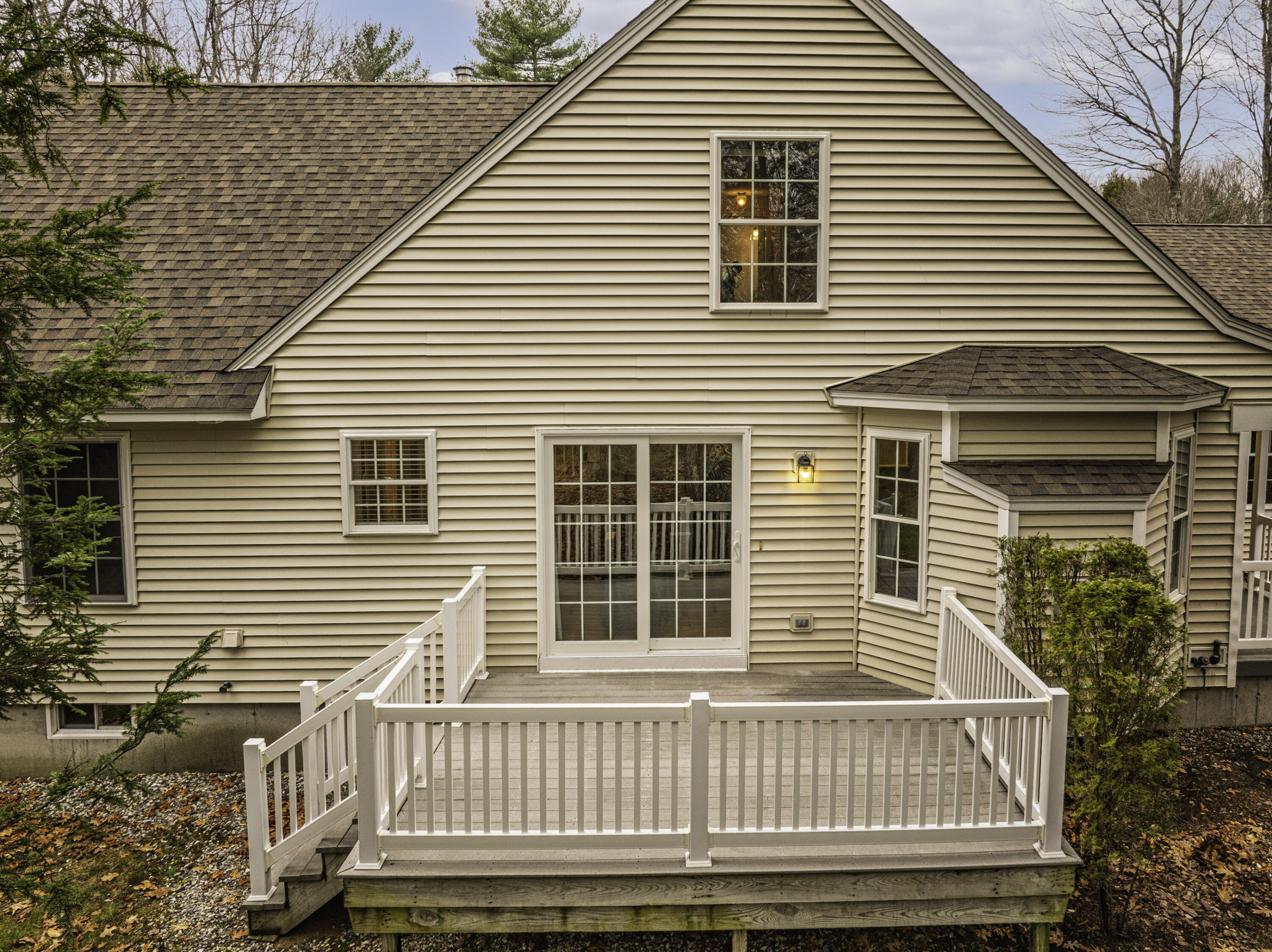 25 Cambridge Court, Unit 25 Kennebunk, ME 04043 - Photo 5 of 41 DJI_20251113085235_0242_D-1