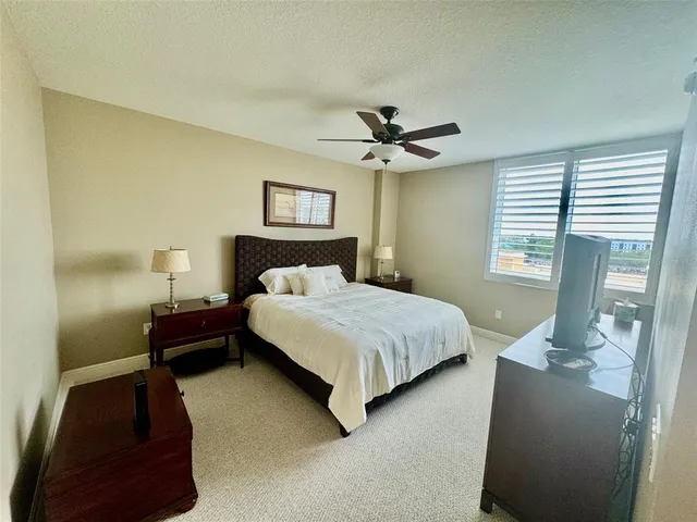 $4,500 | 800 North Tamiami Trail, Unit 708, Sarasota, FL 34236