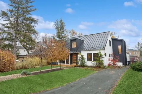 $969,000 | 3310 Hayes Street, Evanston, IL 60201