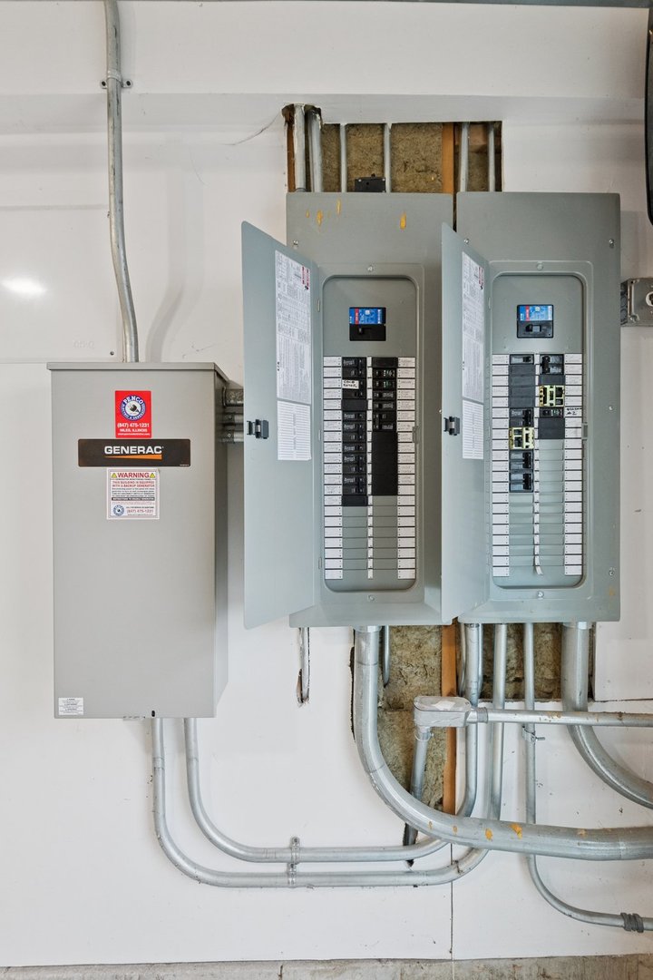 3310 Hayes Street Evanston, IL 60201 - Photo 29 of 32