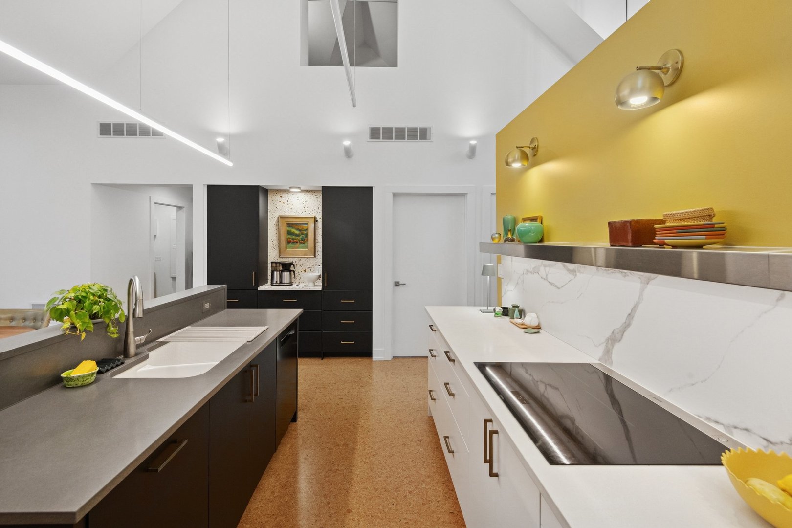 3310 Hayes Street Evanston, IL 60201 - Photo 8 of 32