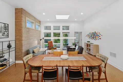 $969,000 | 3310 Hayes Street, Evanston, IL 60201