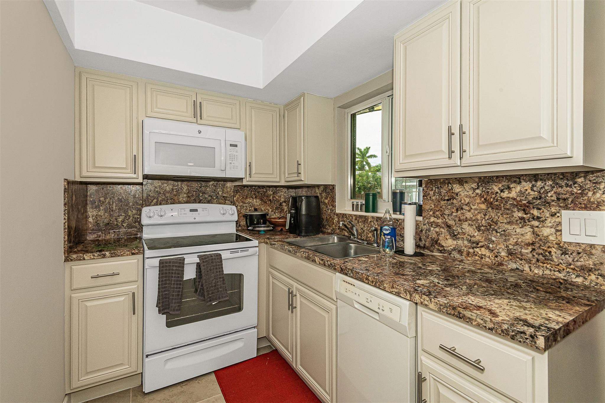 2170 Northeast 44th Street Lighthouse Point, FL 33064 - Photo 15 of 30 Photo 15