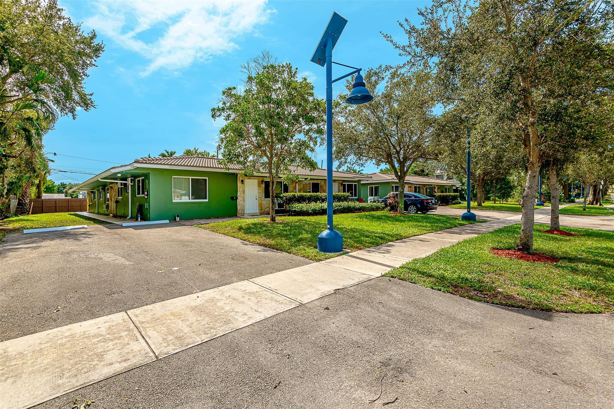 2170 Northeast 44th Street Lighthouse Point, FL 33064 - Photo 3 of 30 Photo 3
