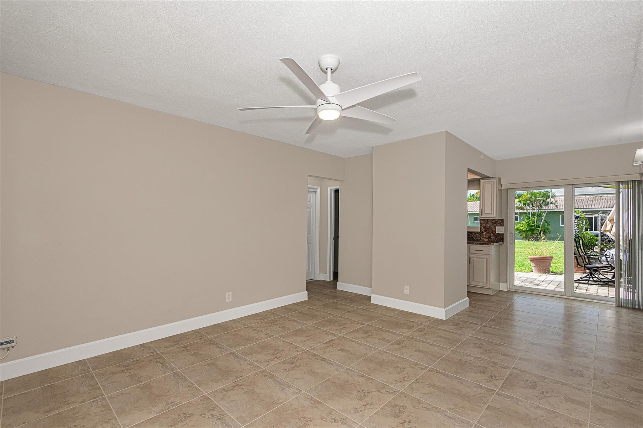 2170 Northeast 44th Street Lighthouse Point, FL 33064 - Photo 6 of 30 Photo 6