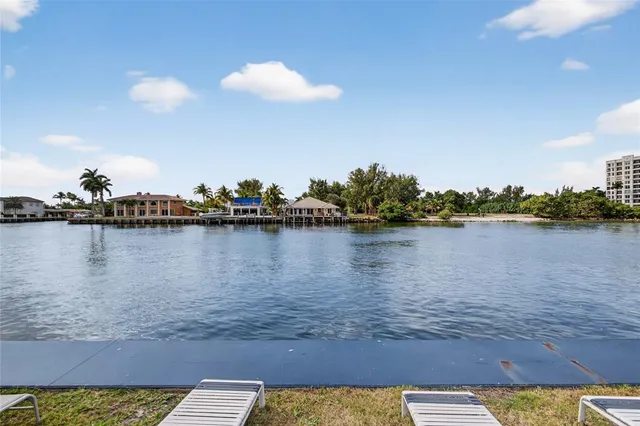 $285,000 | 1001 North Riverside Drive, Unit 305, Pompano Beach, FL 33062
