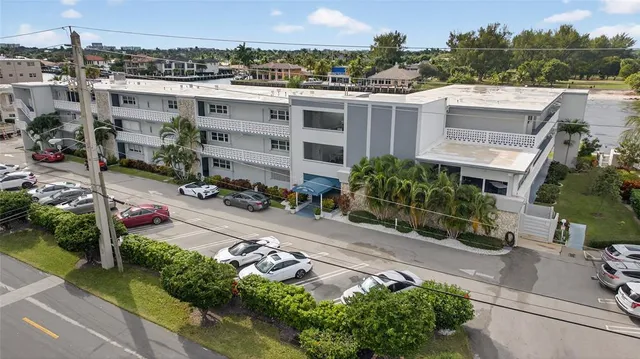 $285,000 | 1001 North Riverside Drive, Unit 305, Pompano Beach, FL 33062