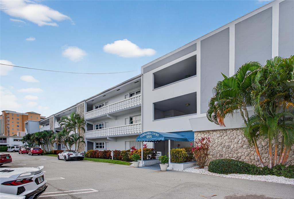 1001 North Riverside Drive, Unit 305 Pompano Beach, FL 33062 - Photo 9 of 44