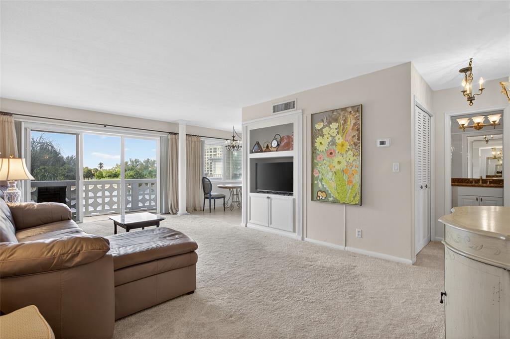 1001 North Riverside Drive, Unit 305 Pompano Beach, FL 33062 - Photo 10 of 44