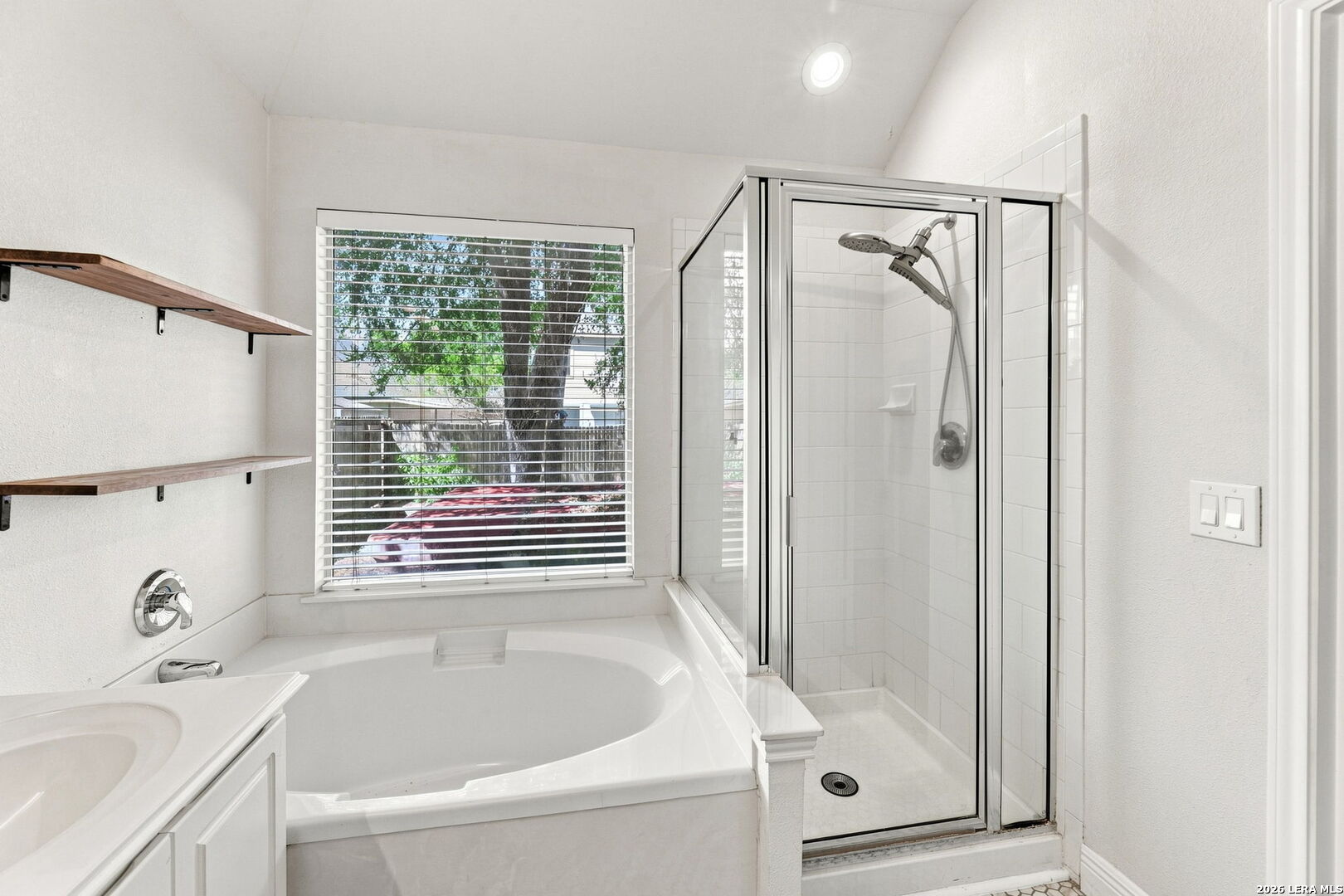4717 Windy Ridge Trail Schertz, TX 78154 - Photo 16 of 56 Gallery Image 16