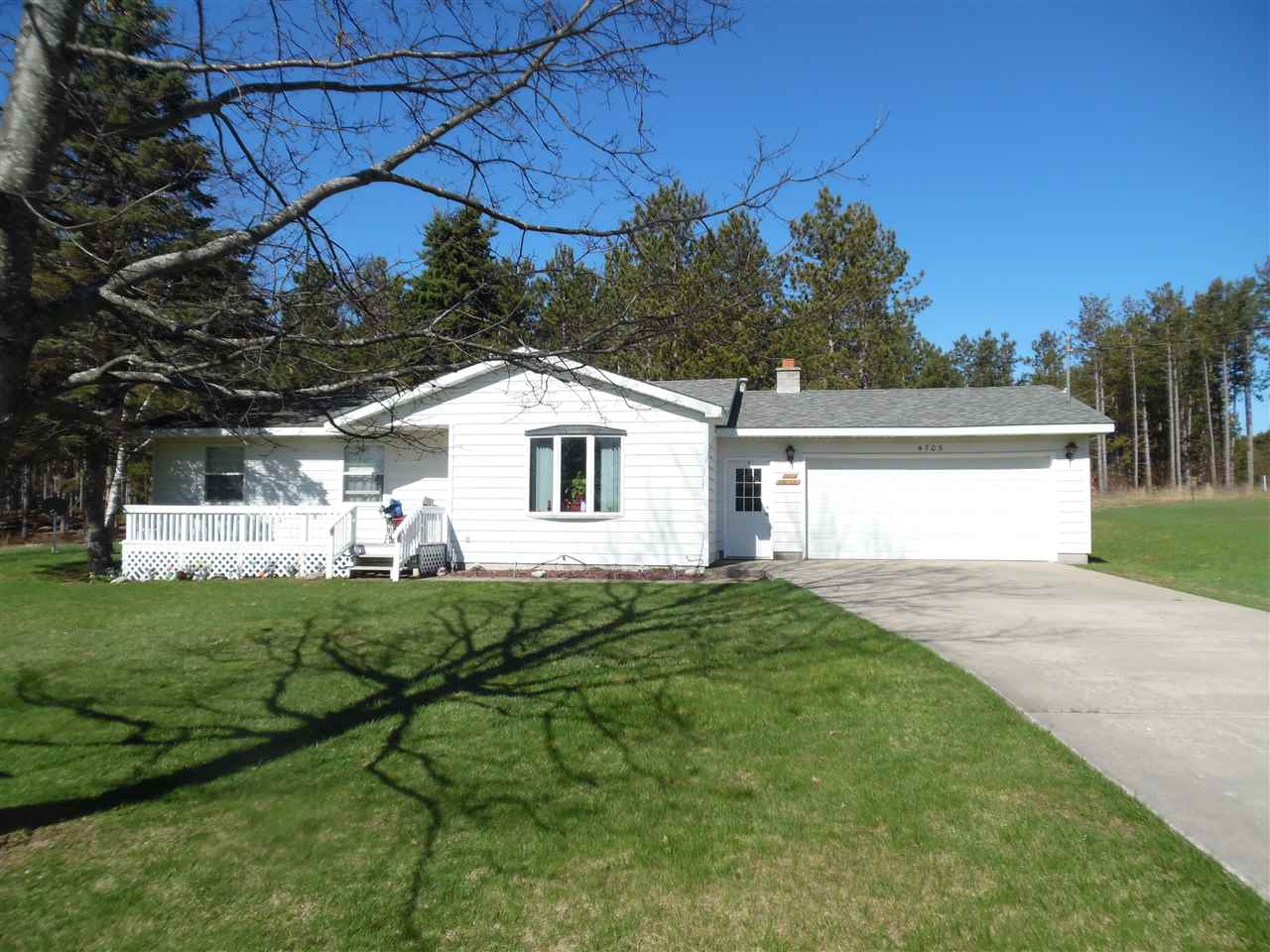 4705 North 19 Road Mesick, MI 49668 - Photo 2 of 23 1814027-1.JPG