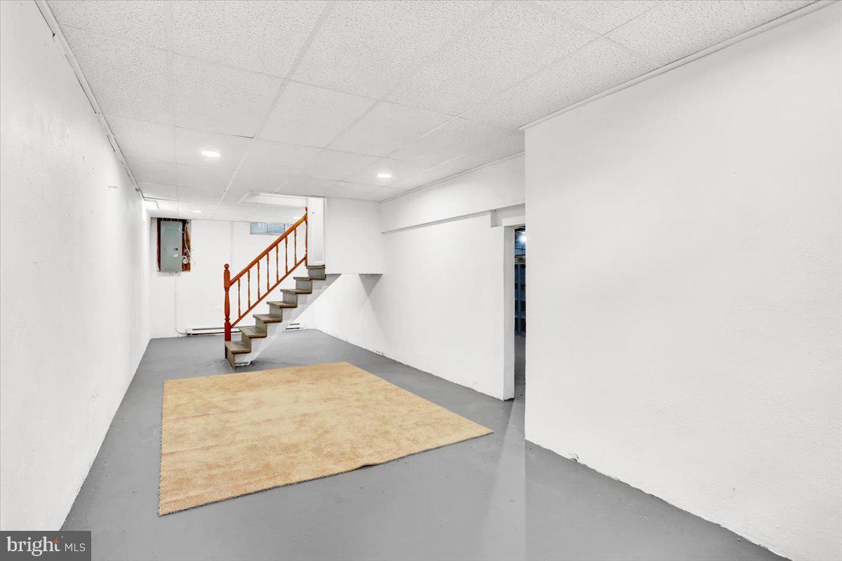 416 Green Lane Reading, PA 19601 - Photo 31 of 42 a view of entryway and hall