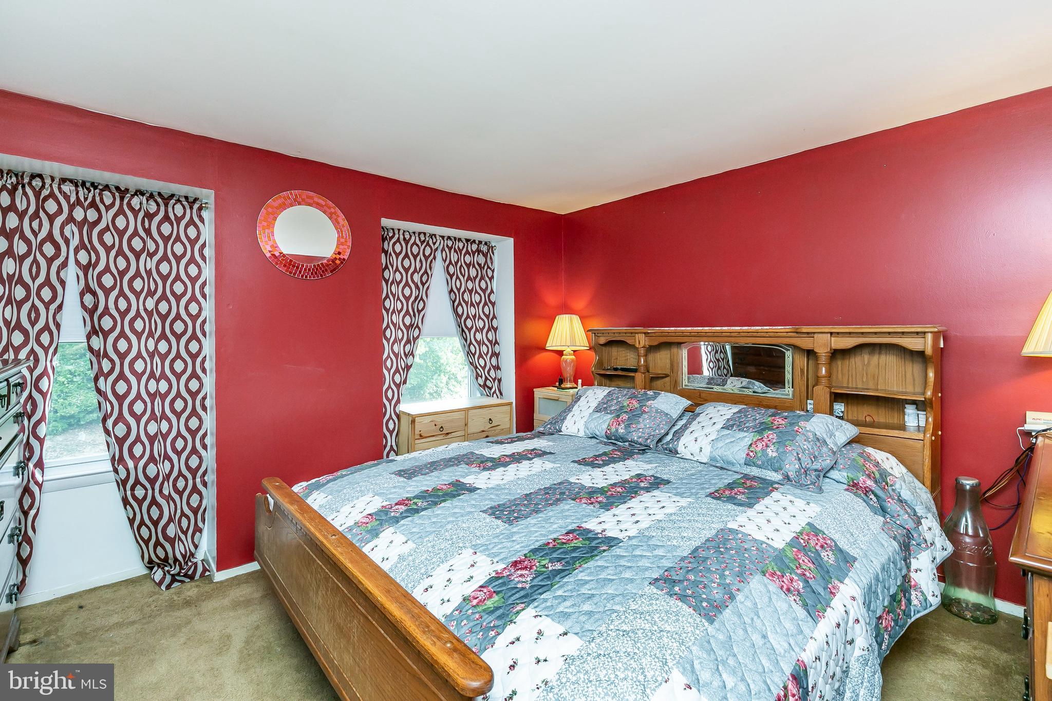 3409 Santee Road Baltimore, MD 21236 - Photo 11 of 28 Wind down in the master suite
