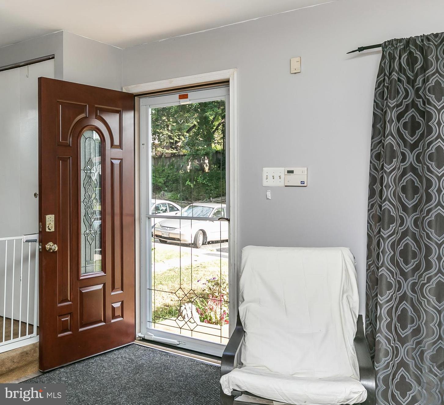 3409 Santee Road Baltimore, MD 21236 - Photo 4 of 28 Natural light through front door