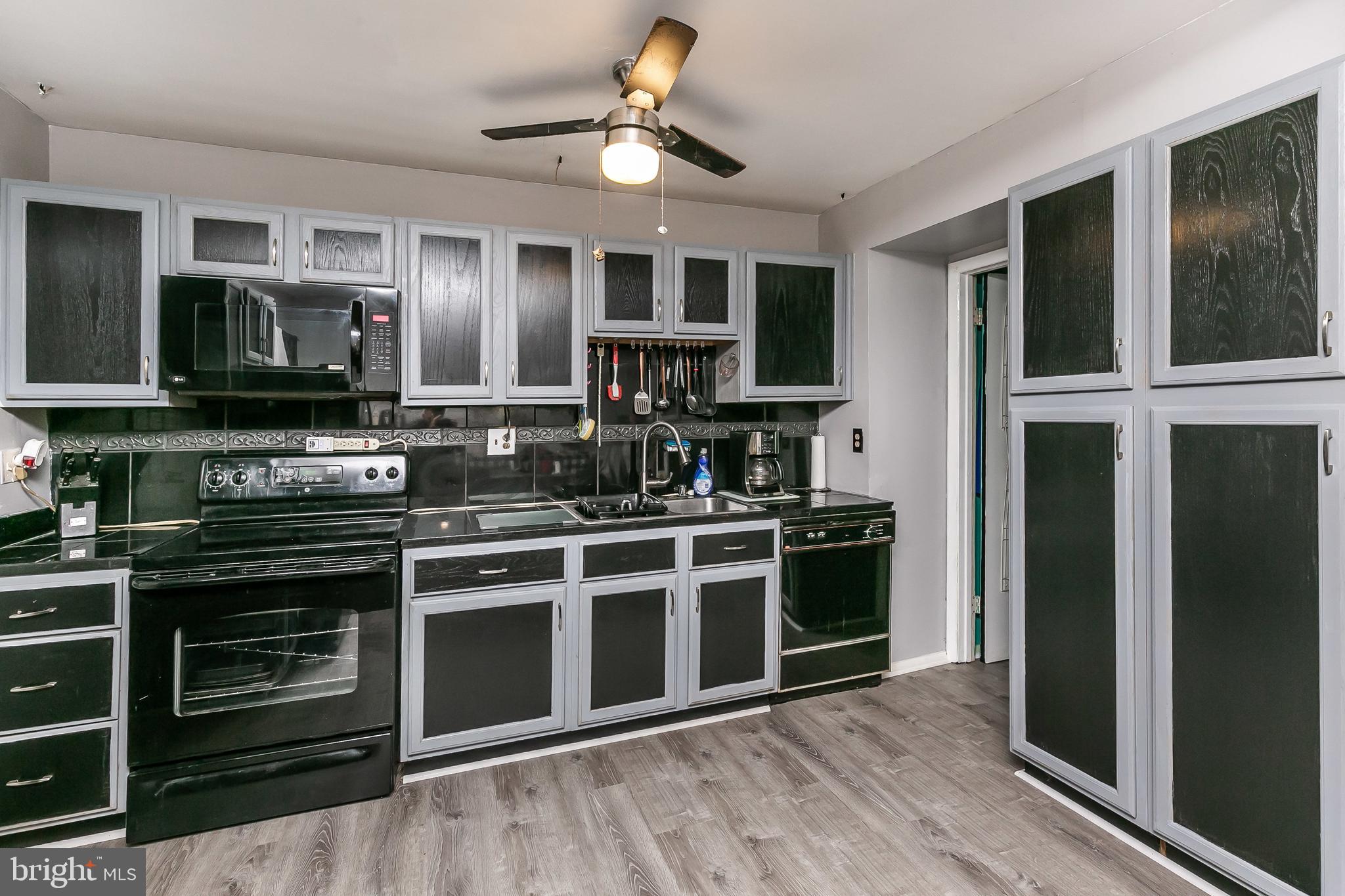 3409 Santee Road Baltimore, MD 21236 - Photo 8 of 28 Chic style!