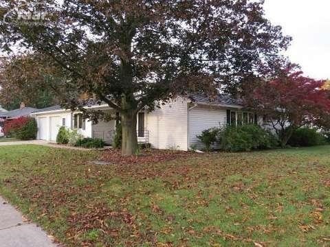701 North Road Fenton, MI 48430 - Photo 11 of 12 20376314-10.JPG