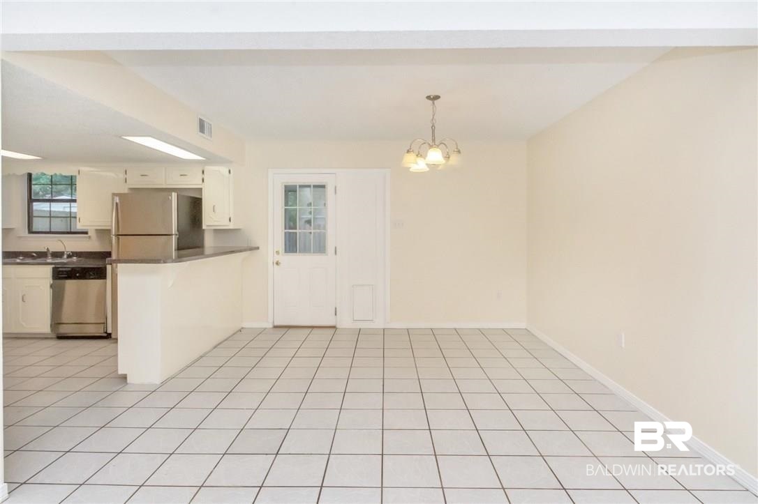 861 Wildwood Avenue Mobile, AL 36609 - Photo 12 of 36