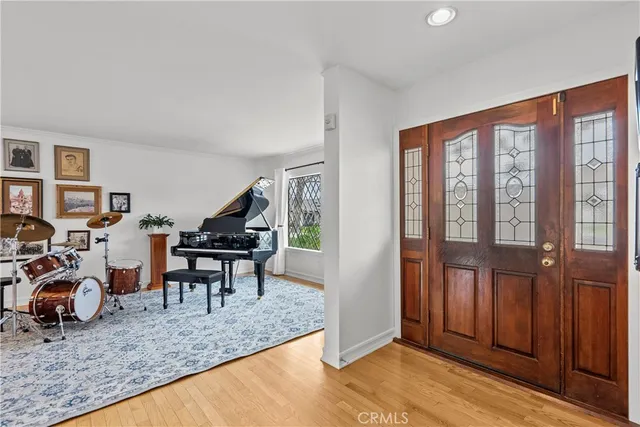 $1,150,000 | 25459 Cariz Drive, Valencia, CA 91355