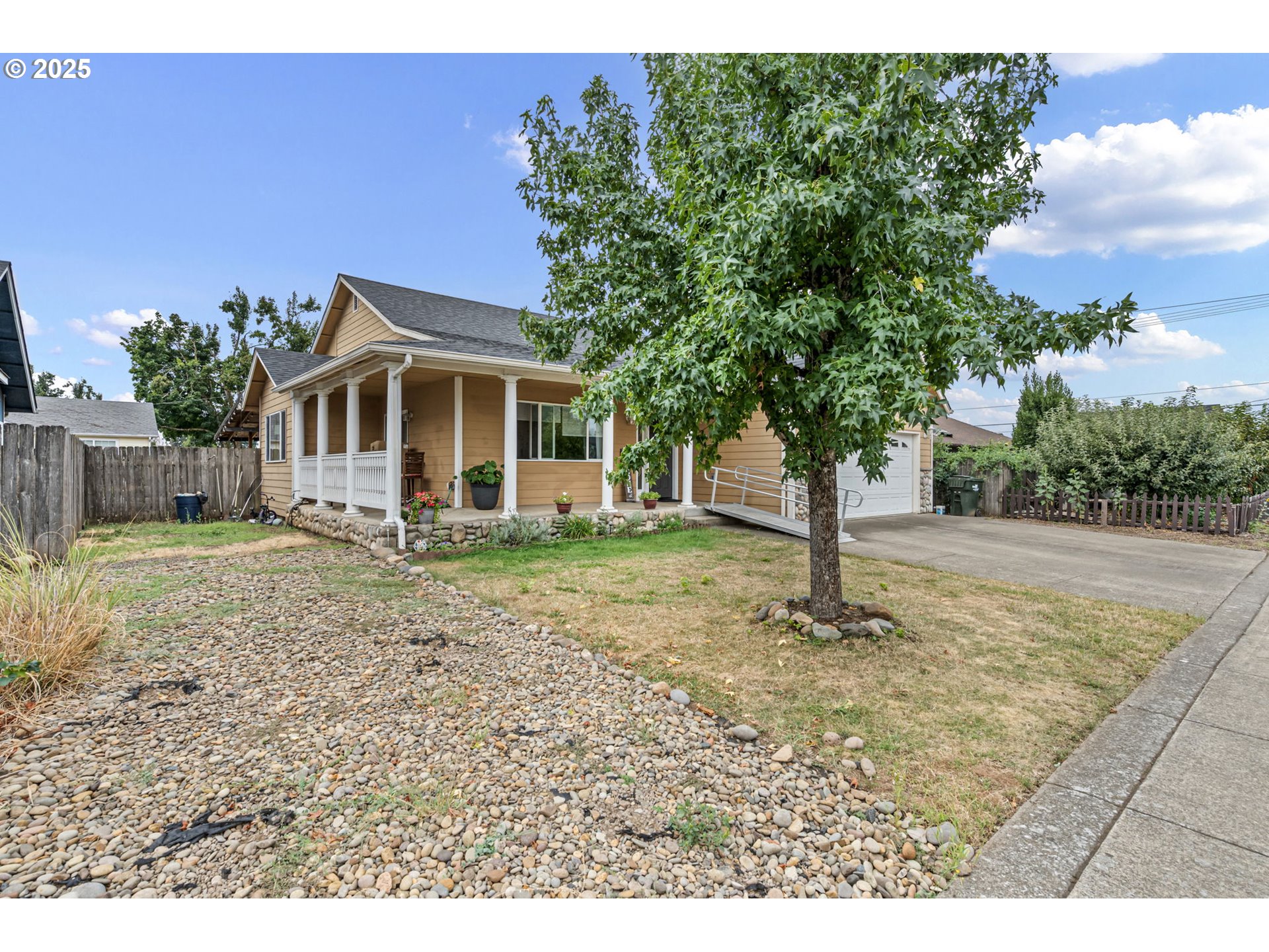 3125 V Street Springfield, OR 97477 - Photo 18 of 19 a view of a house with a yard