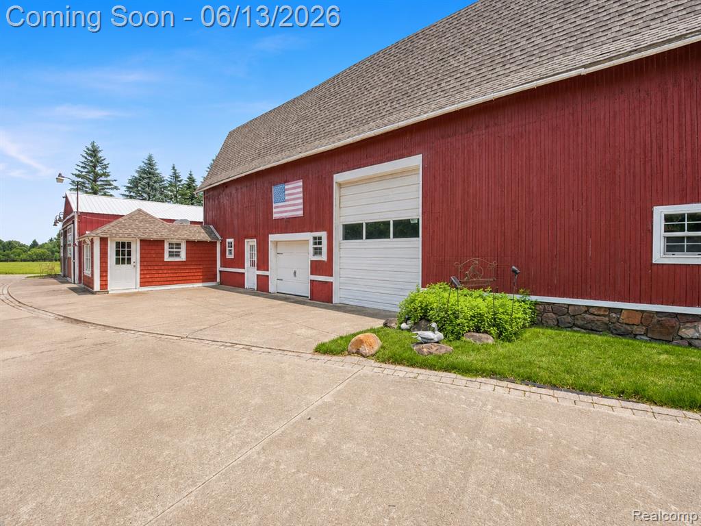 1310 Brauer Road Oxford, MI 48371 - Photo 53 of 73