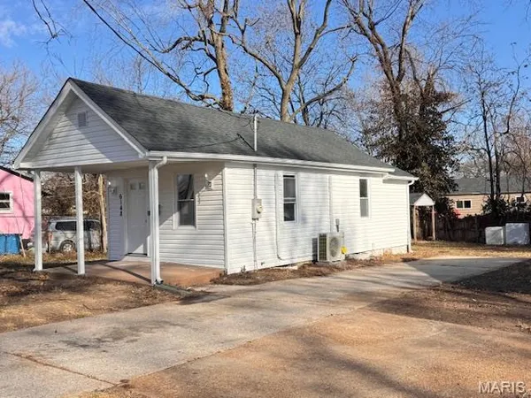 $74,900 | 6148 Washington Avenue, St. Louis, MO 63134