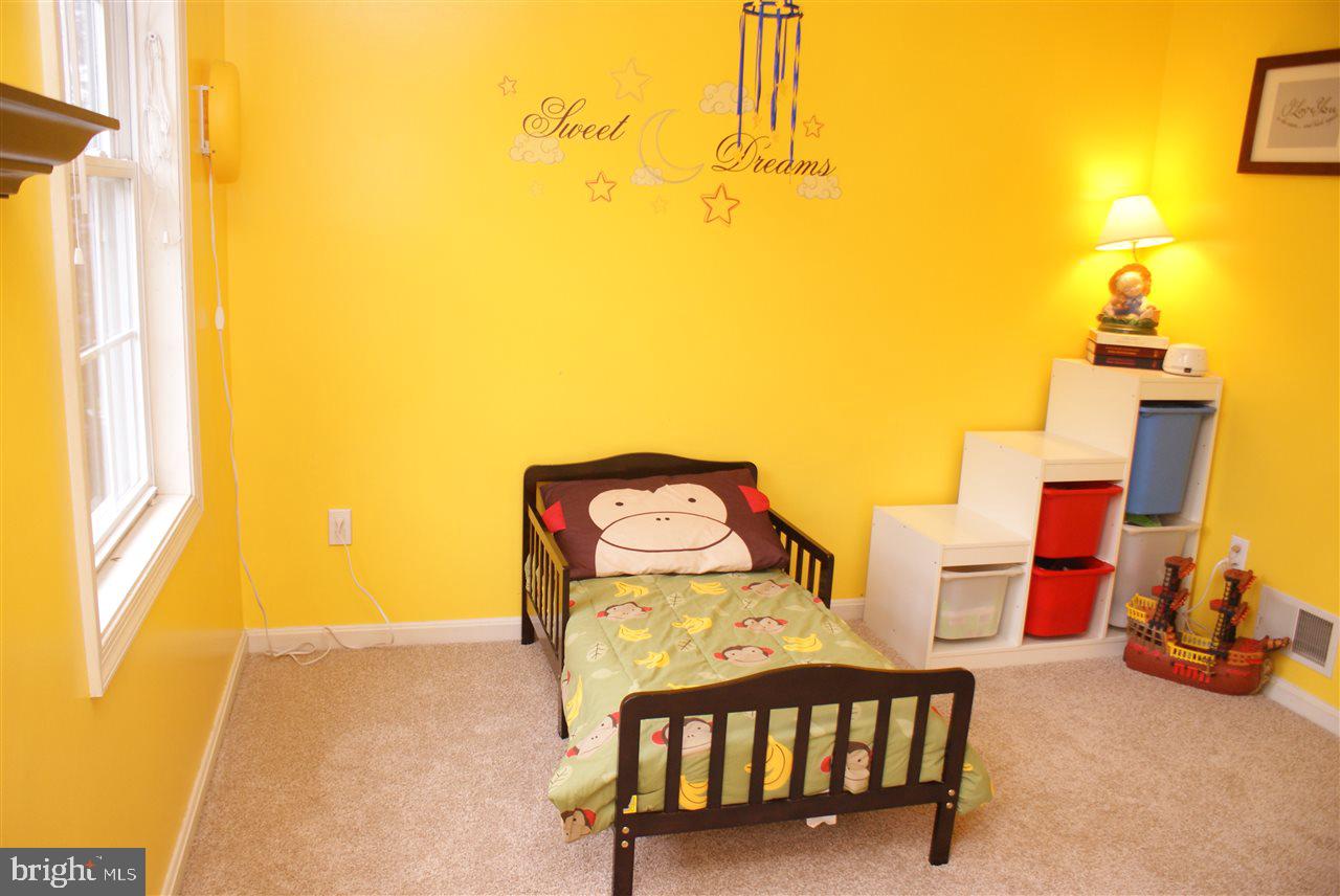 126 Meadow Road York, PA 17406 - Photo 13 of 16 Gallery Image 13