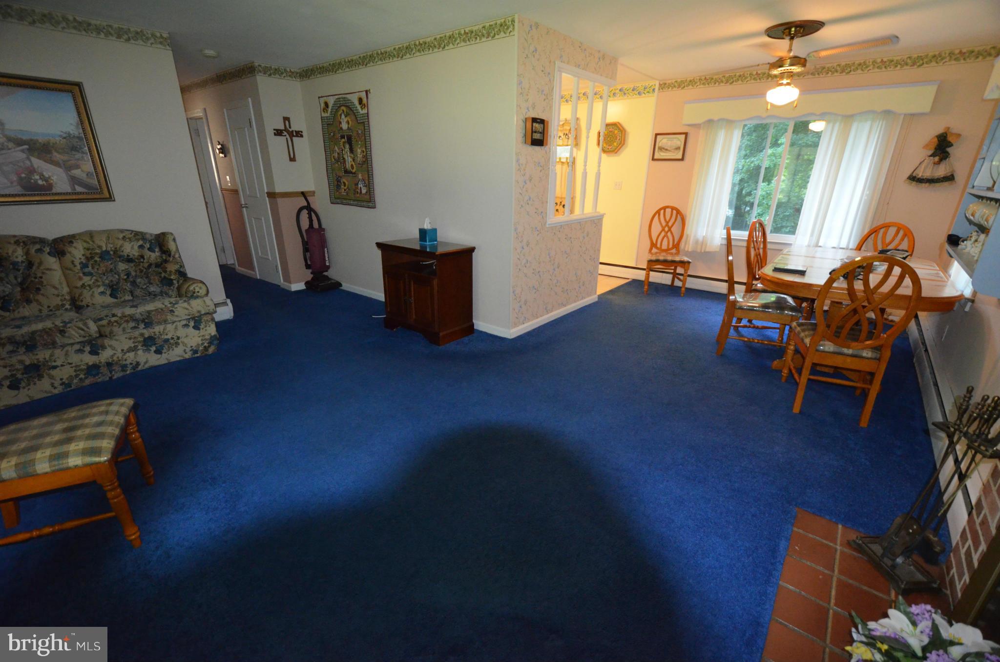 4658 South Polling House Road Harwood, MD 20776 - Photo 11 of 30 Living Room