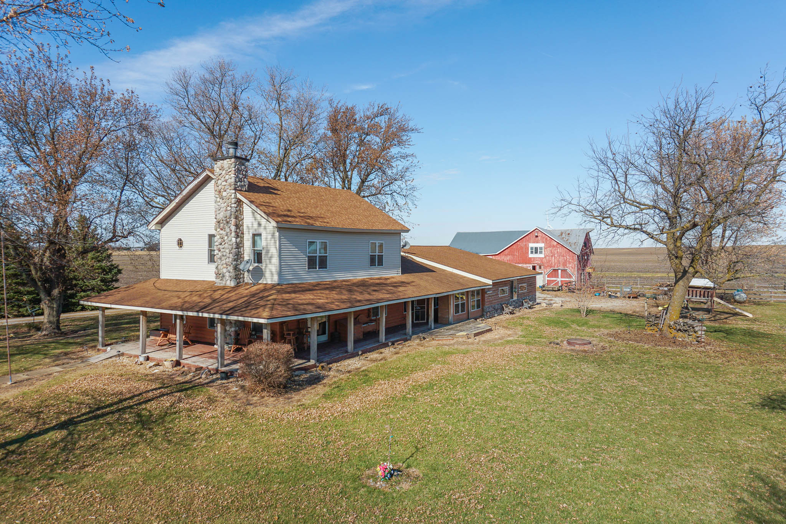 32892 McClure Road Colfax, IL 61728 - Photo 1 of 44 a front view of a house with a yard