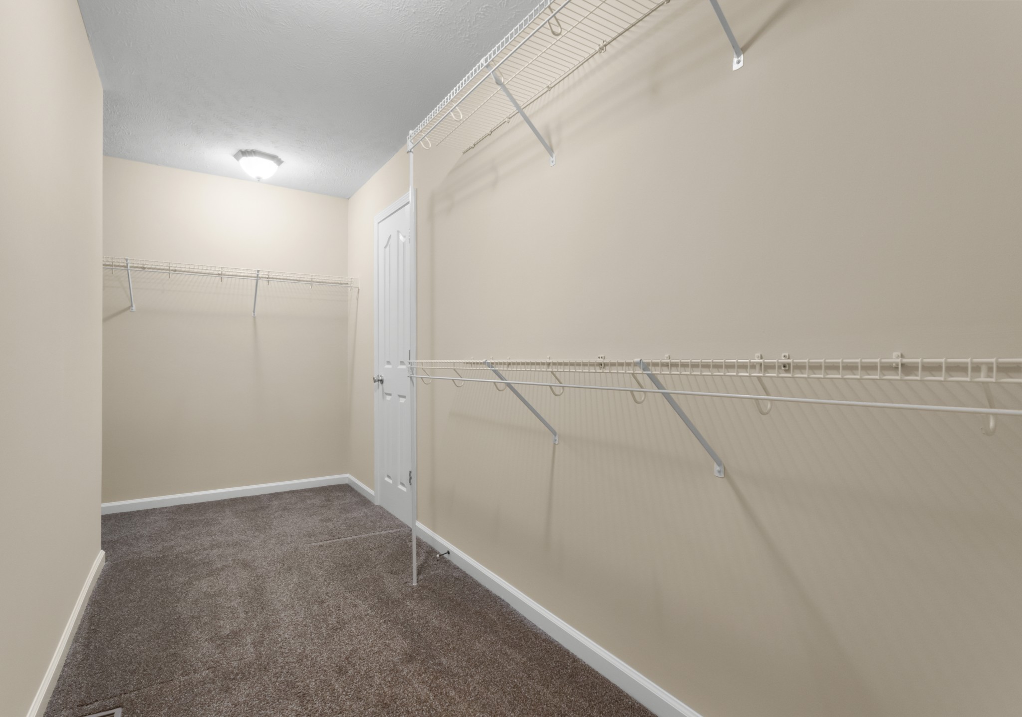 1150 Cumberland Heights Road Clarksville, TN 37040 - Photo 22 of 46 Gallery Image 22