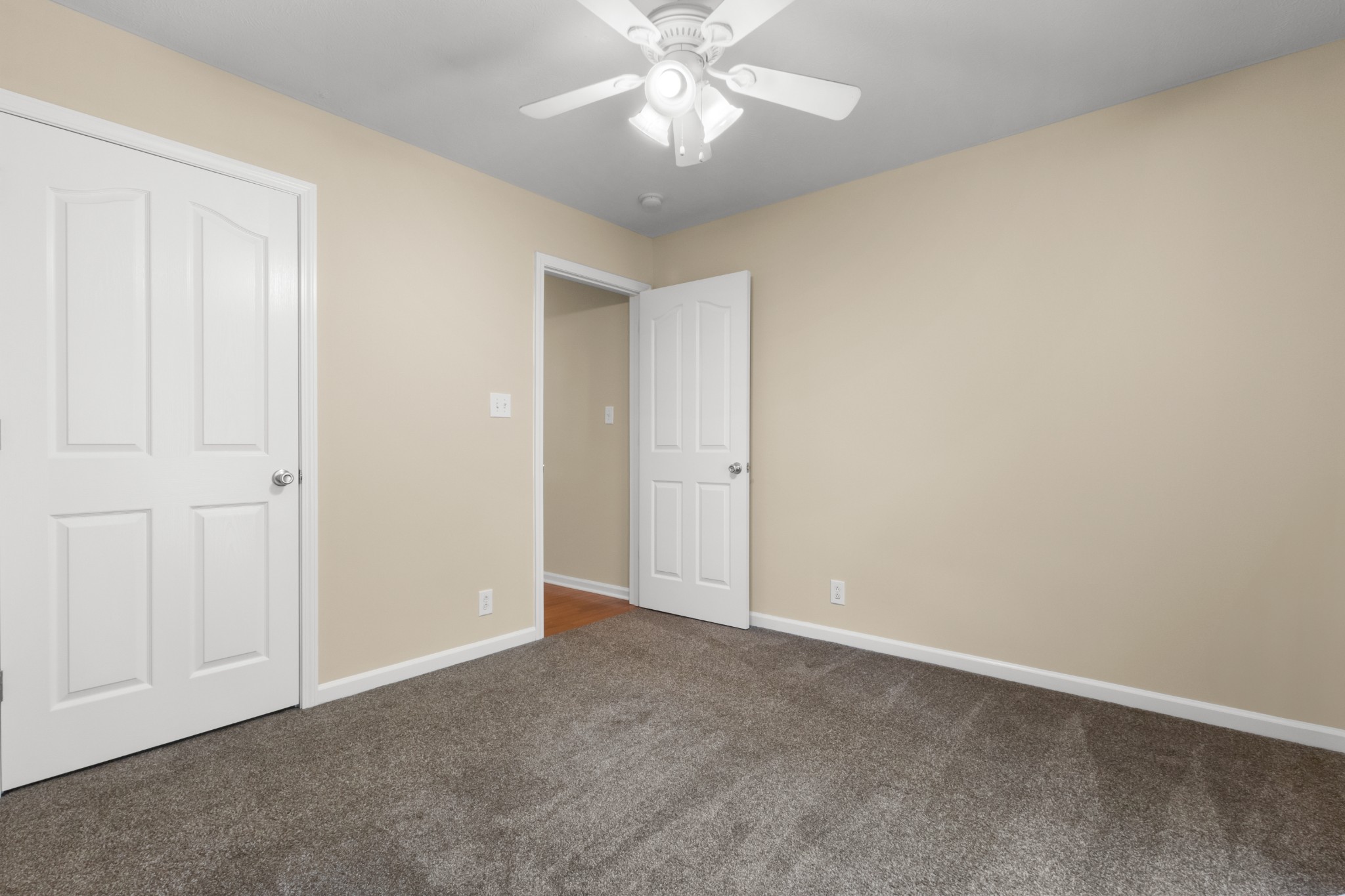 1150 Cumberland Heights Road Clarksville, TN 37040 - Photo 25 of 46 Gallery Image 25