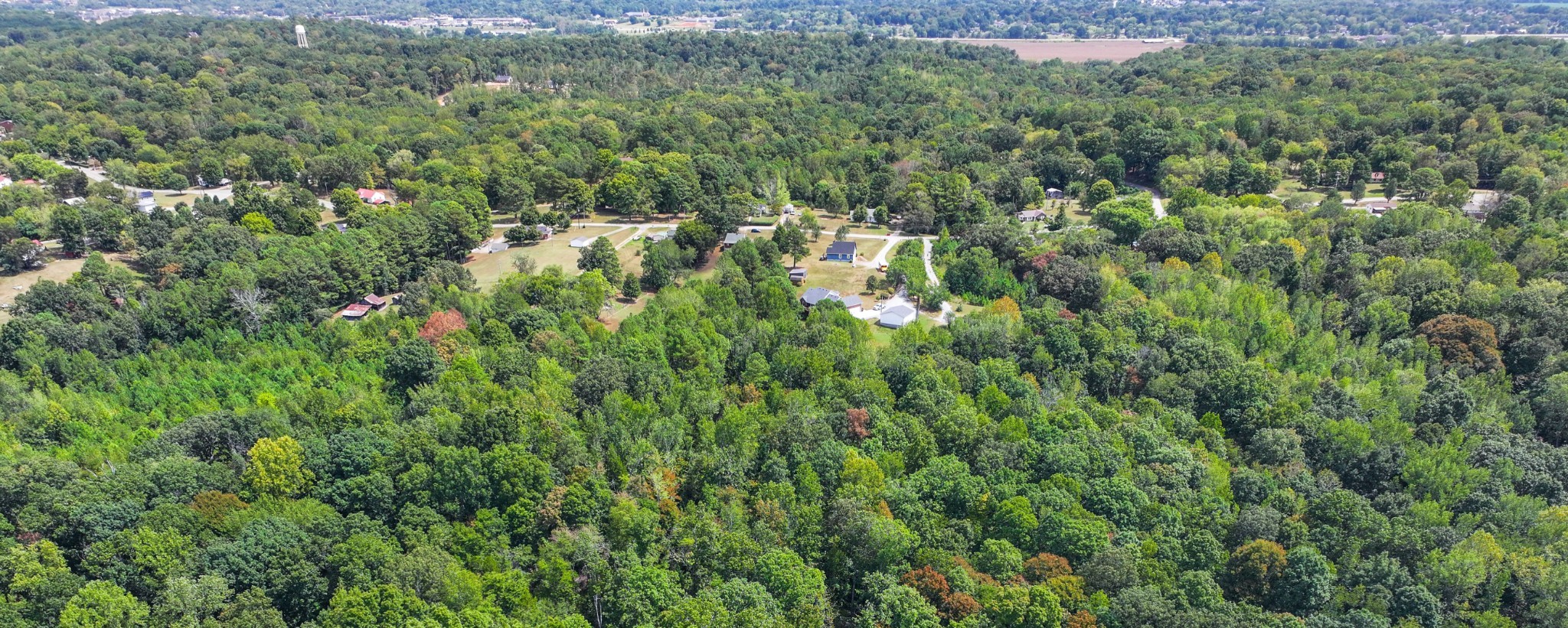 1150 Cumberland Heights Road Clarksville, TN 37040 - Photo 4 of 46 Gallery Image 4