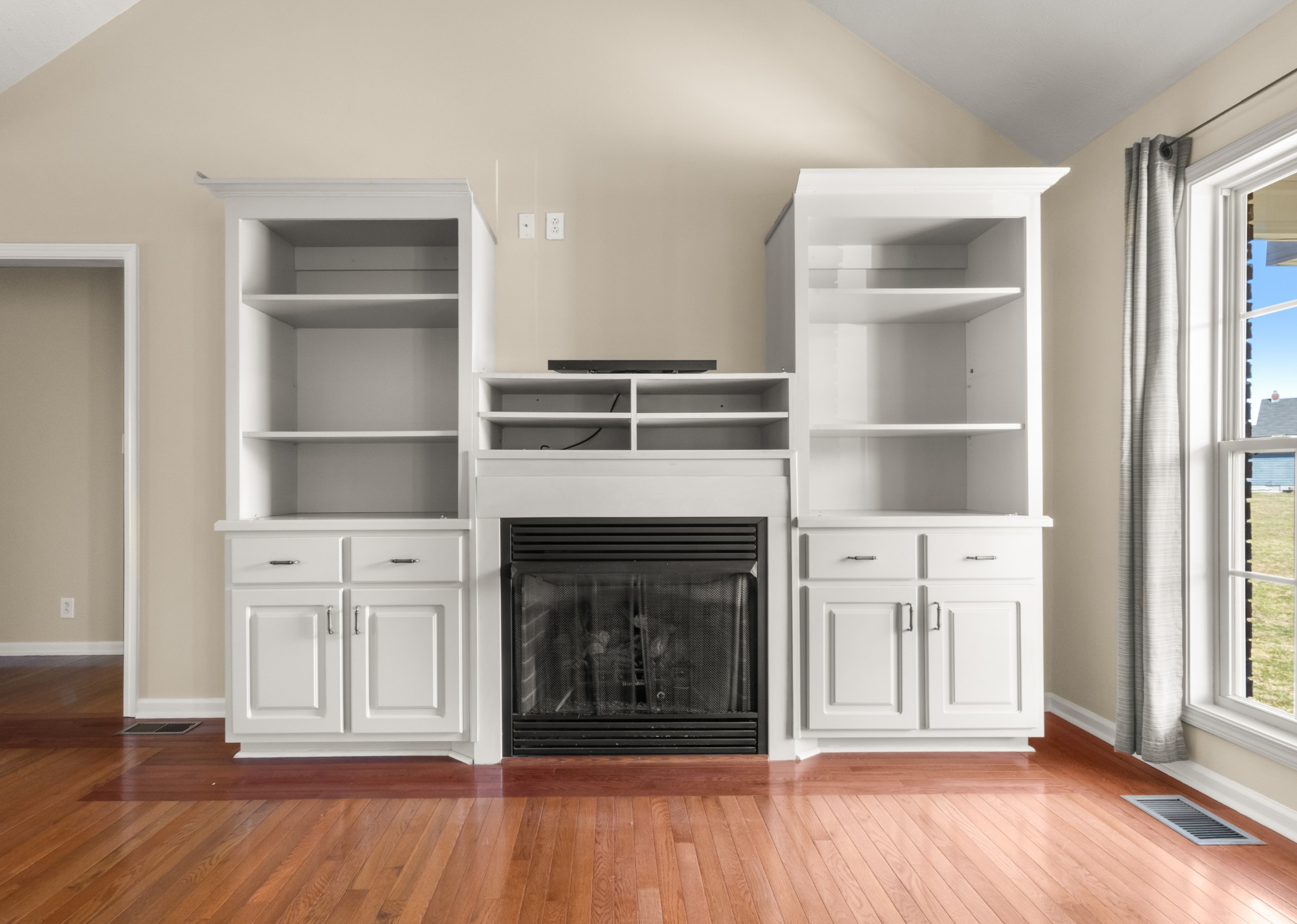 1150 Cumberland Heights Road Clarksville, TN 37040 - Photo 10 of 46 Gallery Image 10