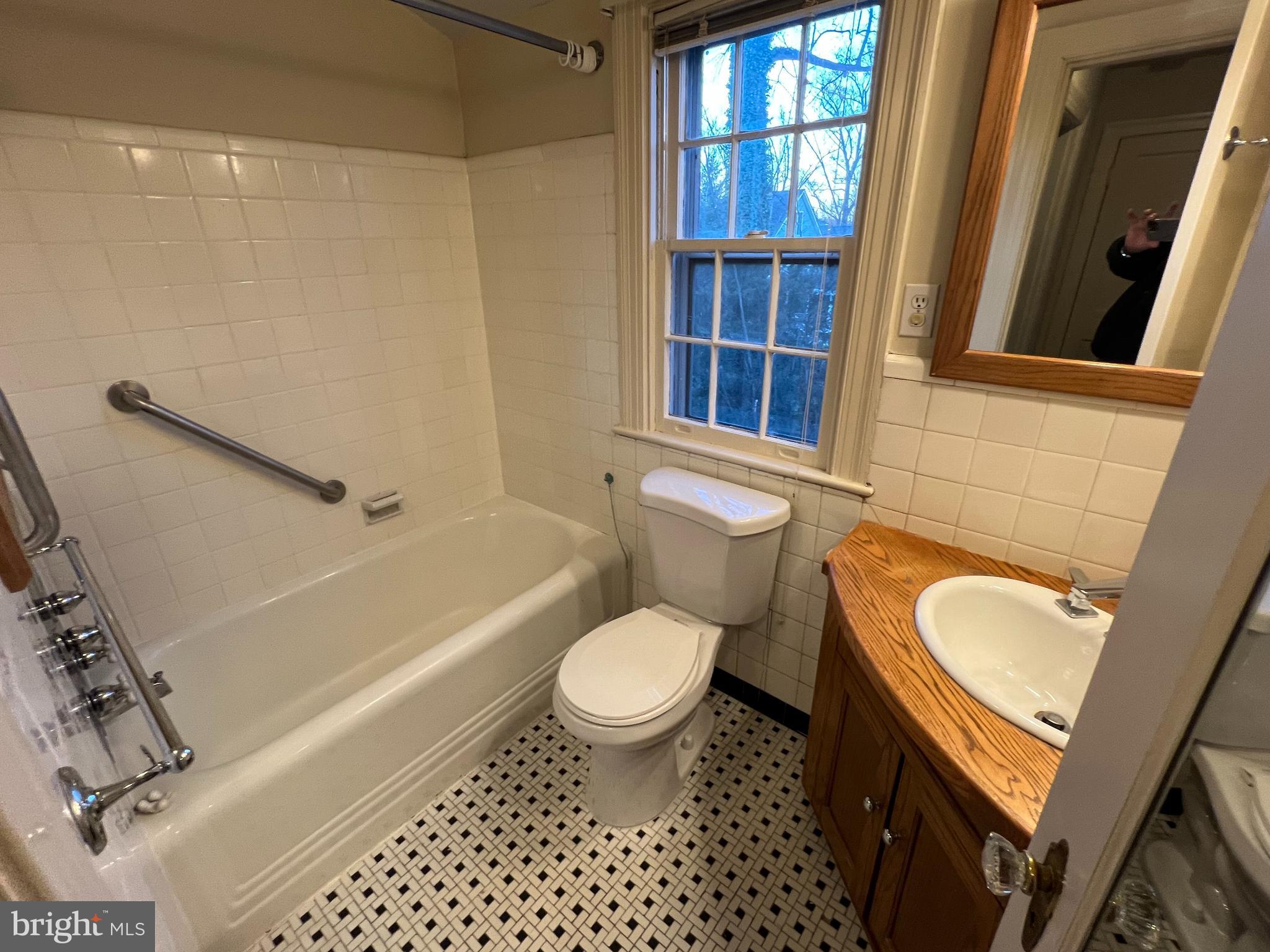 4027 North Glebe Road Arlington, VA 22207 - Photo 21 of 23 Gallery Image 21