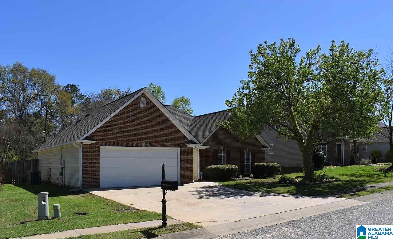 8045 Rockhampton Circle Helena, AL 35080 - Photo 3 of 25