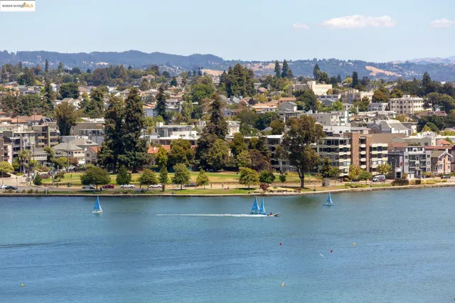 $1,048,000 | 177 19th Street, Unit 10E, Oakland, CA 94612