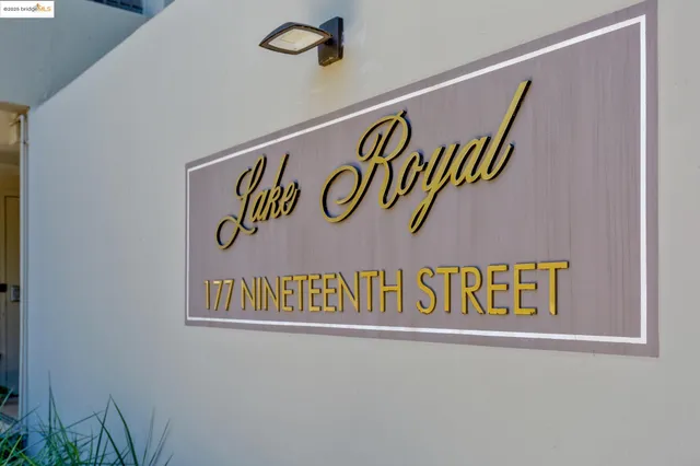 $1,048,000 | 177 19th Street, Unit 10E, Oakland, CA 94612