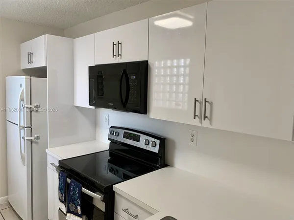 $315,000 | 15701 Southwest 137th Avenue, Unit 204, Miami, FL 33177