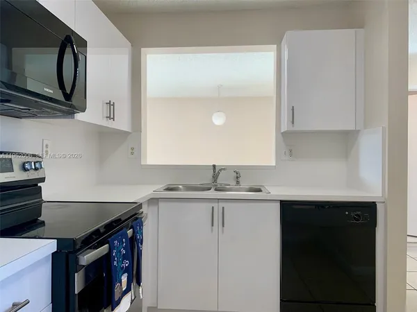 $315,000 | 15701 Southwest 137th Avenue, Unit 204, Miami, FL 33177