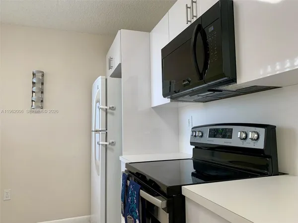 $315,000 | 15701 Southwest 137th Avenue, Unit 204, Miami, FL 33177